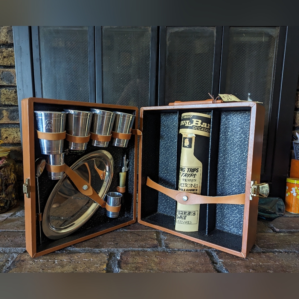 The original Trav L Bar by Ever Wear